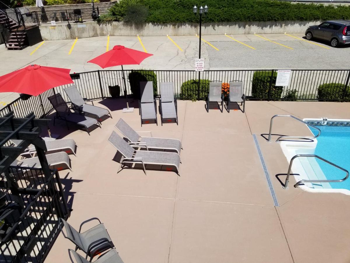 Osoyoos Lakeview Inn & Suites Exteriör bild