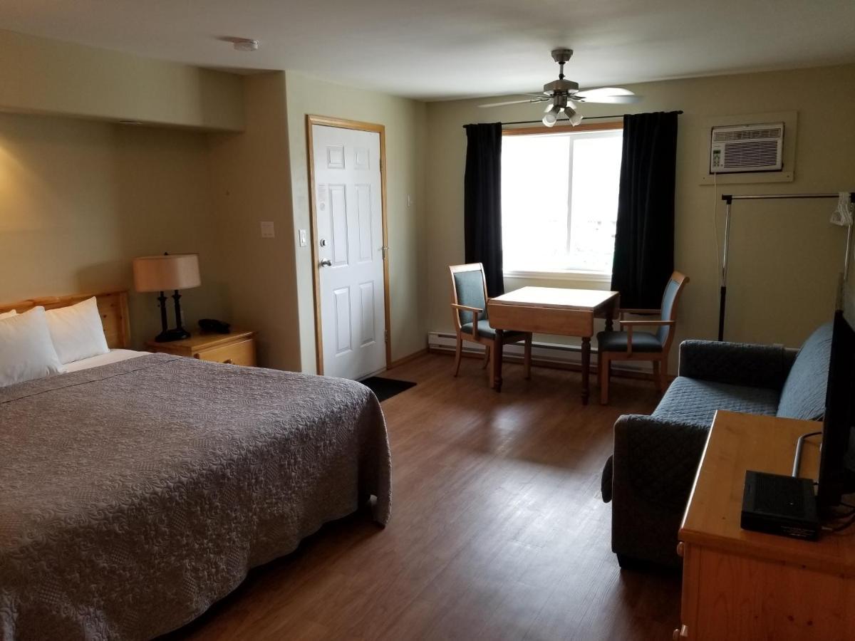 Osoyoos Lakeview Inn & Suites Rum bild