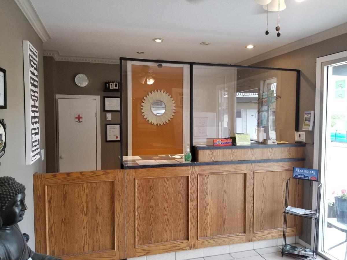 Osoyoos Lakeview Inn & Suites Exteriör bild